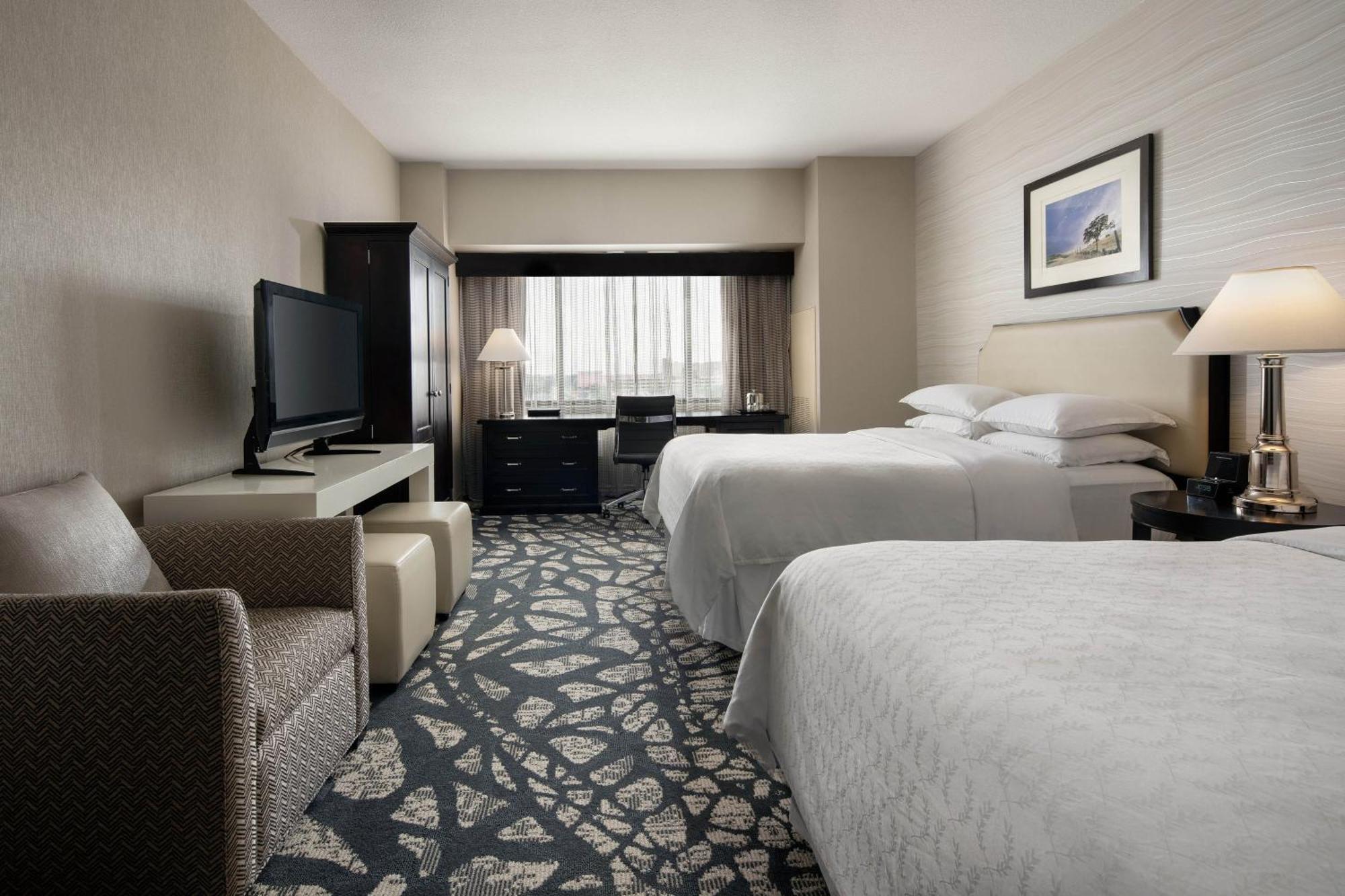 Sheraton Garden Grove-Anaheim South Buitenkant foto